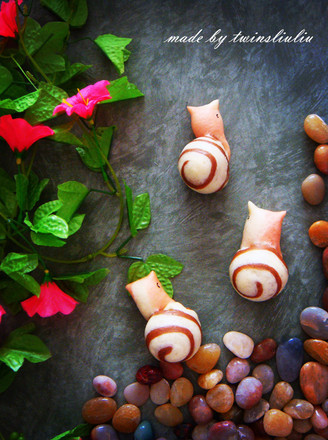 Fancy Pasta Snail Buns recipe