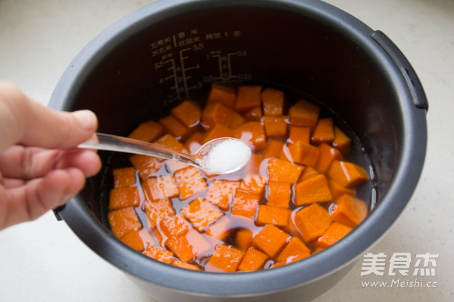 [pumpkin Braised Rice] Lazy People Must Learn Skills recipe