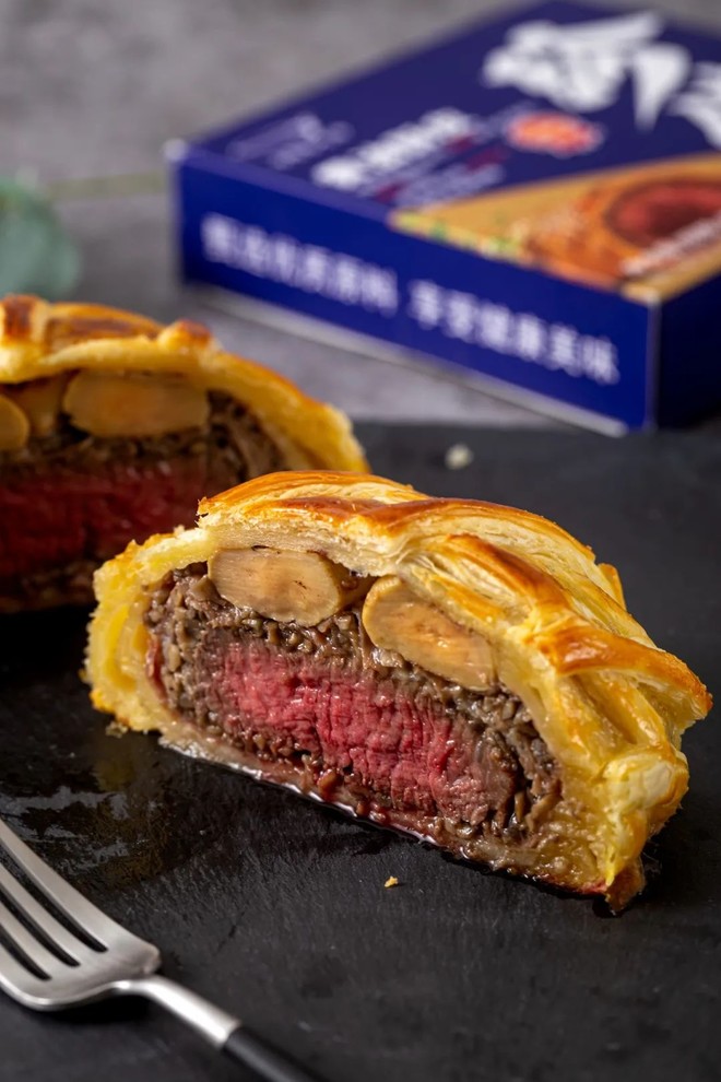 Family Reissue Wellington Steak~premium French Food Cooked at Home~ recipe