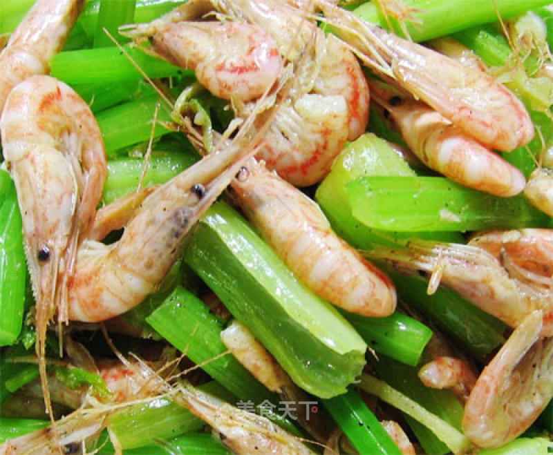 Stir-fried Shrimp with Parsley recipe
