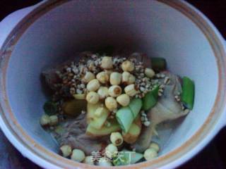 Duck Soup with Lotus Seed and Barley recipe