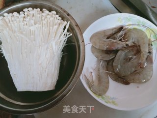 Enoki Mushroom and Prawns recipe
