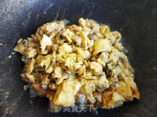 Scrambled Eggs with Mochi Clams recipe