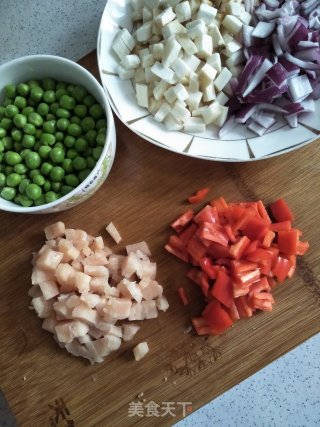 Stir-fried Peas with Bell Pepper recipe