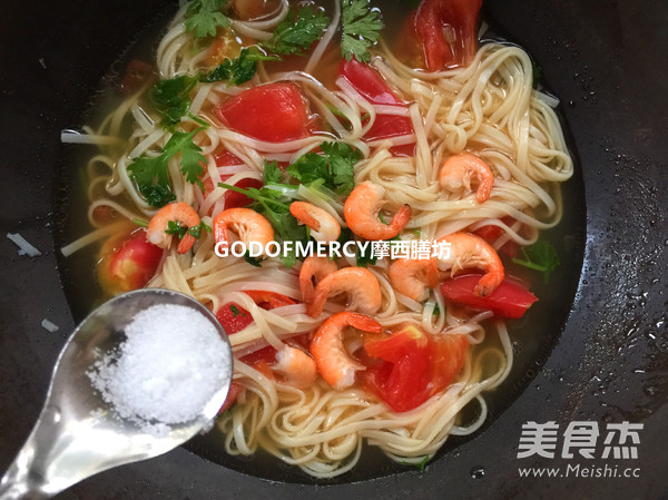 Tomato Shrimp Noodle Soup recipe