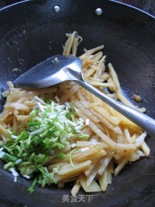 Vinegar Shredded Potatoes recipe