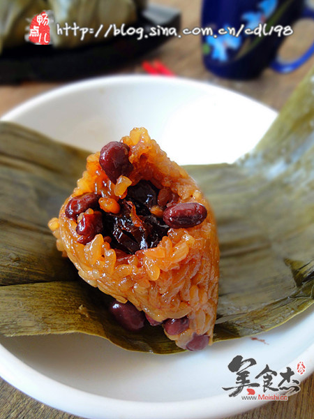 Osmanthus Honey, Beans and Candied Date Rice Dumplings recipe