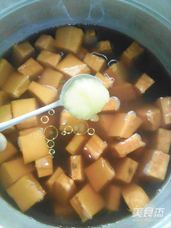 Pumpkin Mung Bean Soup recipe