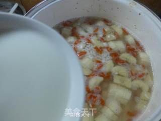 Chinese Wolfberry Wine Stuffed Banana Soup recipe