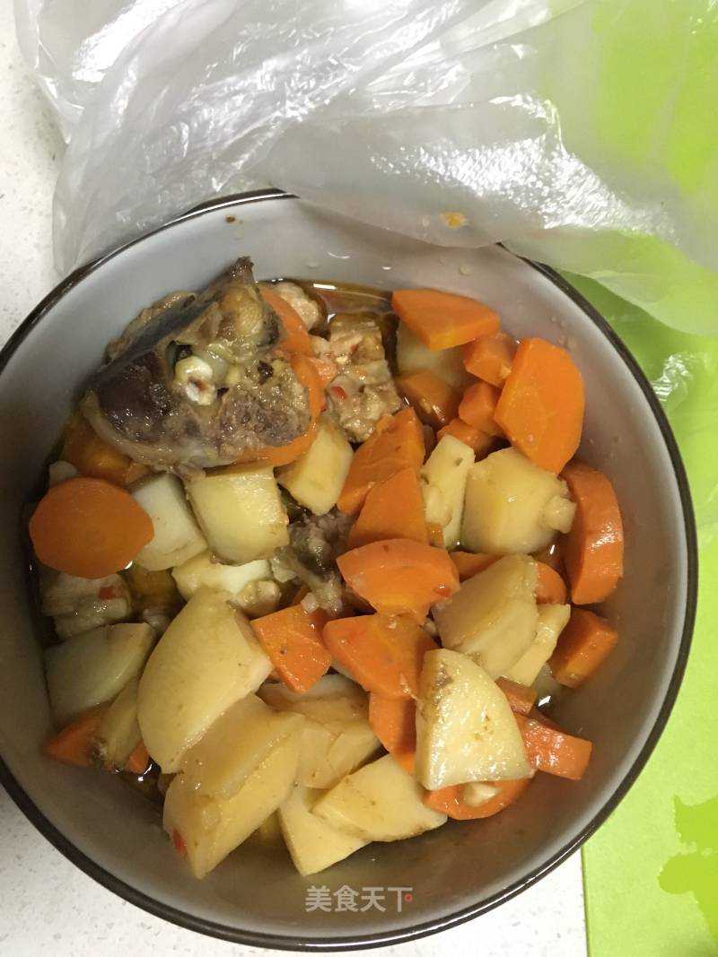 Braised Pork Ribs with High Pressure Potatoes and Carrots