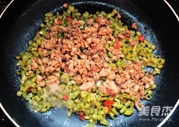 Stir-fried Minced Pork with Capers recipe