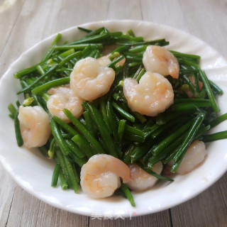 Stir-fried Chives with Shrimp recipe