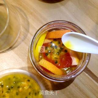 Honey and Fruits are Colorful to Tease You All Summer recipe