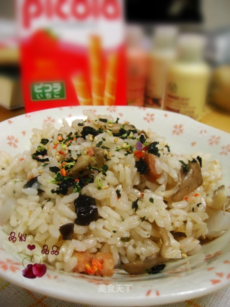 A Pot of Fragrant Vegetable Rice-mushroom and Konjac Vegetable Rice