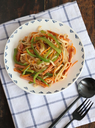 Fried Noodles with Spicy Sauce recipe