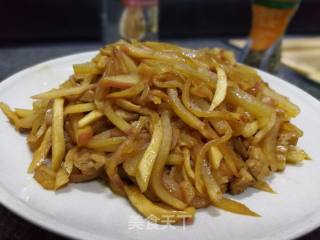 Home Cooking ~ My Super Love! Stir-fried Dried Radish (bian Radish) Shreds with Meat! Easy to Learn recipe