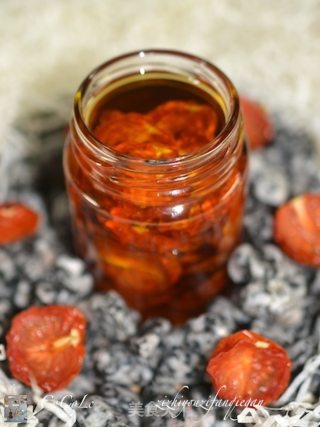Homemade Oily Mini Dried Tomatoes [part of The Series] recipe