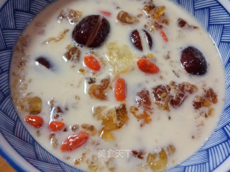 Nourishing Milk Peach Gum Syrup recipe