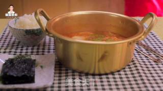 Korean Spicy Cabbage Bean Sprout Soup recipe