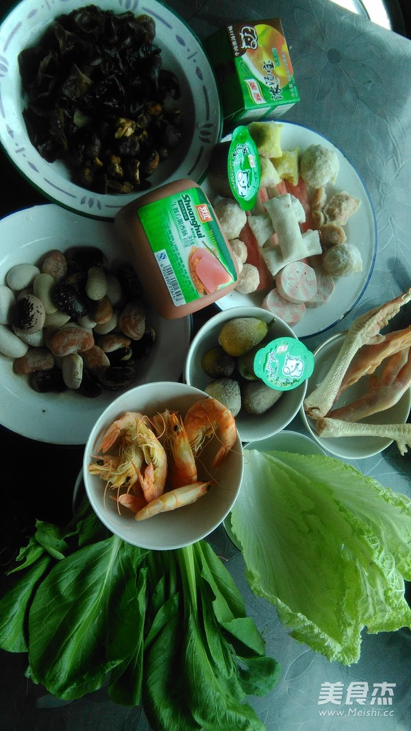 Knorr Beef Soup and Baoji Wing Hot Pot recipe