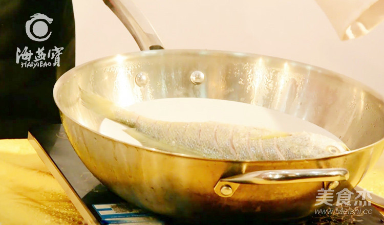Steamed Yellow Croaker recipe