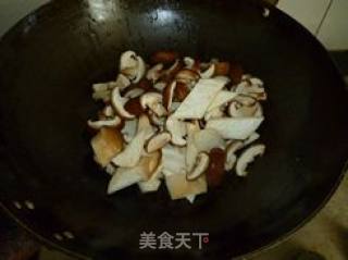 Stir-fried Double Mushroom recipe
