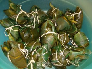 Spicy Glutinous Sausage and Sea Rice Dumplings recipe