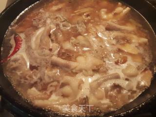 Sauce-flavored Chicken Feet recipe