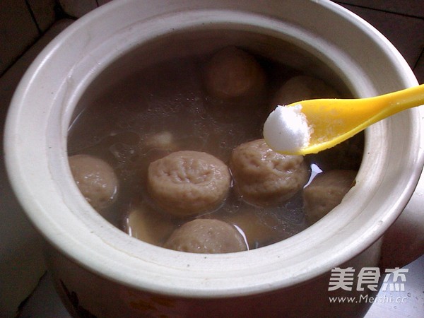 Codonopsis Tuber Bone Meatball Soup recipe