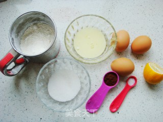 Cocoa Chiffon Cake [6 Inches] recipe