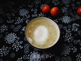 Wine Stuffed Poached Eggs recipe