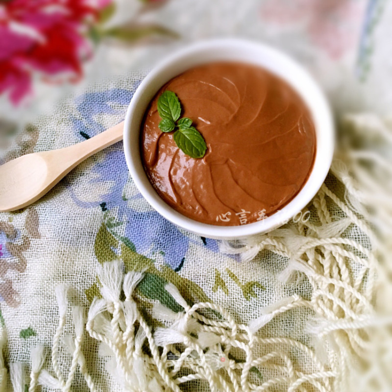 What to Do with The Extra Egg Yolk-authentic Chocolate Mousse recipe