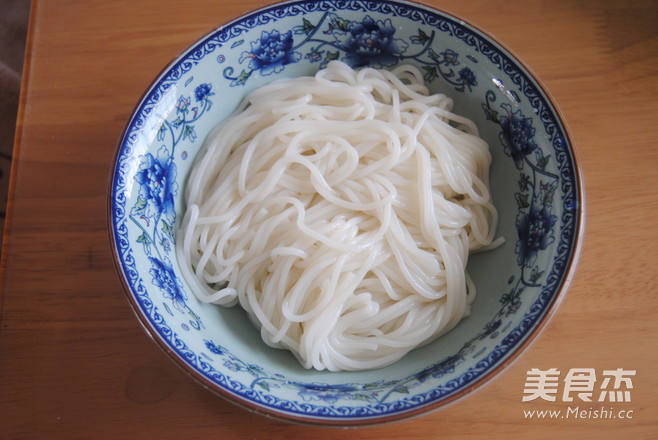 Hot and Sour Noodles recipe