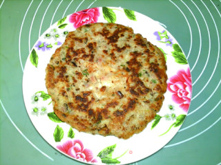 Taro Pancakes with Minced Meat recipe