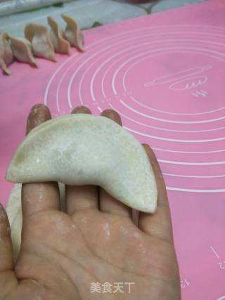Fish-shaped Steamed Dumplings recipe