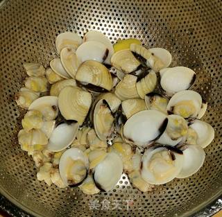 White Shell and Zucchini Soup recipe