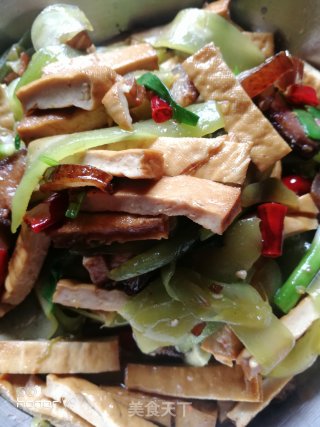 Stir-fried Bacon and Lettuce recipe