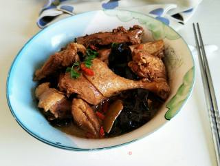 Stewed Duck with Chinese Fungus and Wolfberry recipe