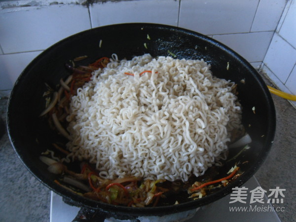 Home-cooked Fried Noodles recipe