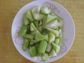 Bean Drum with Celery recipe