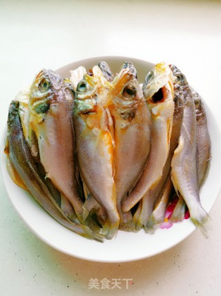 Braised Small Yellow Croaker with Black Bean Sauce recipe