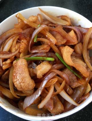 Fried Pork with Onion recipe