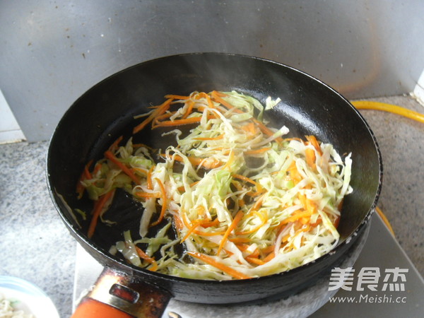 Fried Noodles with Shrimp recipe