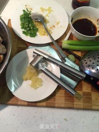 Spicy Flower Clams😝 recipe