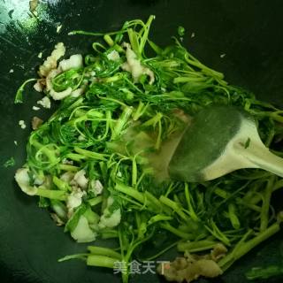Stir-fried Water Spinach recipe
