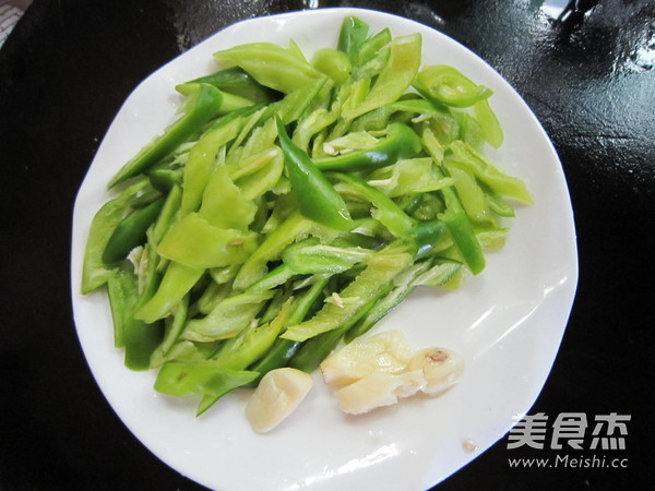 Stir-fried Gizzards with Green Peppers recipe