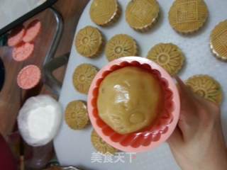 Bean Paste Mooncake recipe