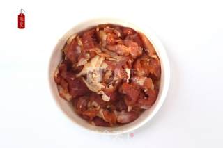 "jia Xia" Stir-fried Scallion Lamb with Fast Food Therapy and Health recipe