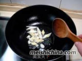 Seasonal and Quick Home Cooking "asparagus Stir-fried Fresh Scallops" recipe