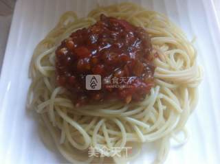 Pasta with Beef and Tomato Sauce recipe